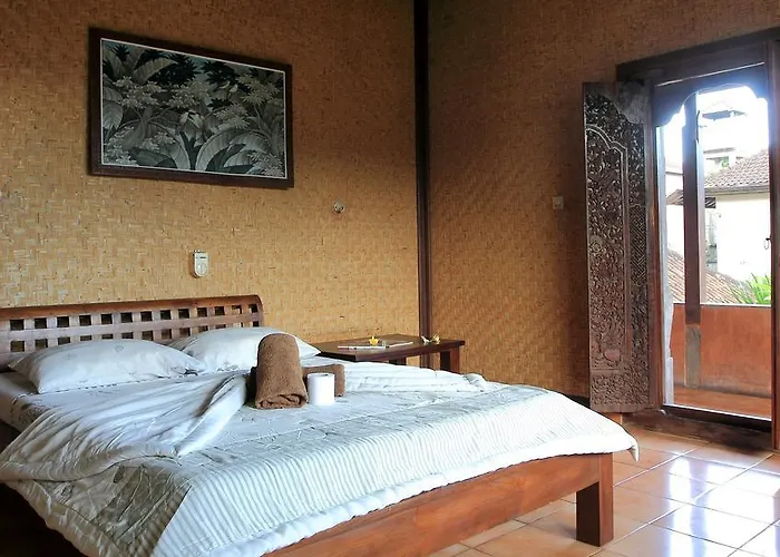 Bella House Monkey Forest Couette-café 3*